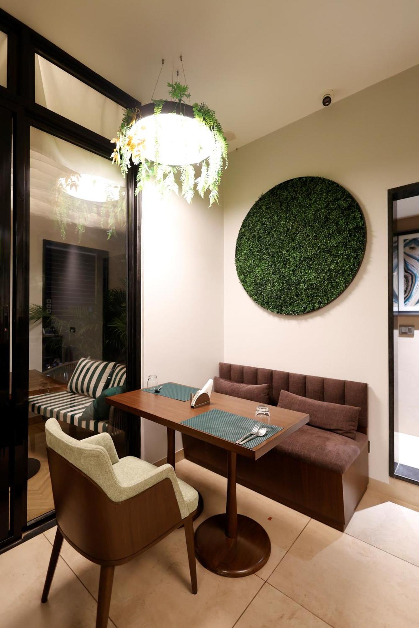 Quality Inn City Centre Βαρανάσι Εξωτερικό φωτογραφία